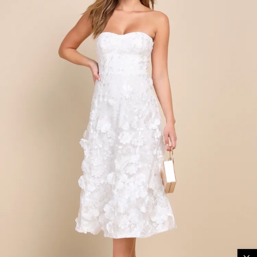 Lulus White Floral 3D Strapless Dress